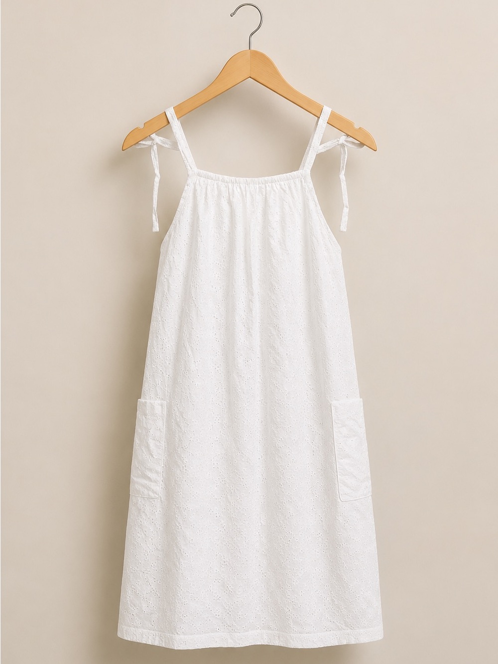 Hanna Andersson Size 150 White Eyelet Kids Dress